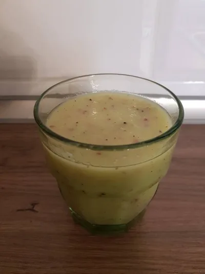 Mindent bele smoothie recept recept fotó