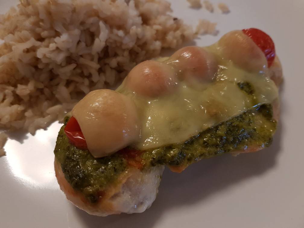 Pestós csirkemell recept