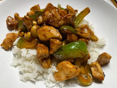Ázsiai kesudiós csirke recept recept fotó