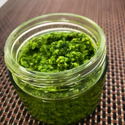 Medvehagymás pesto recept