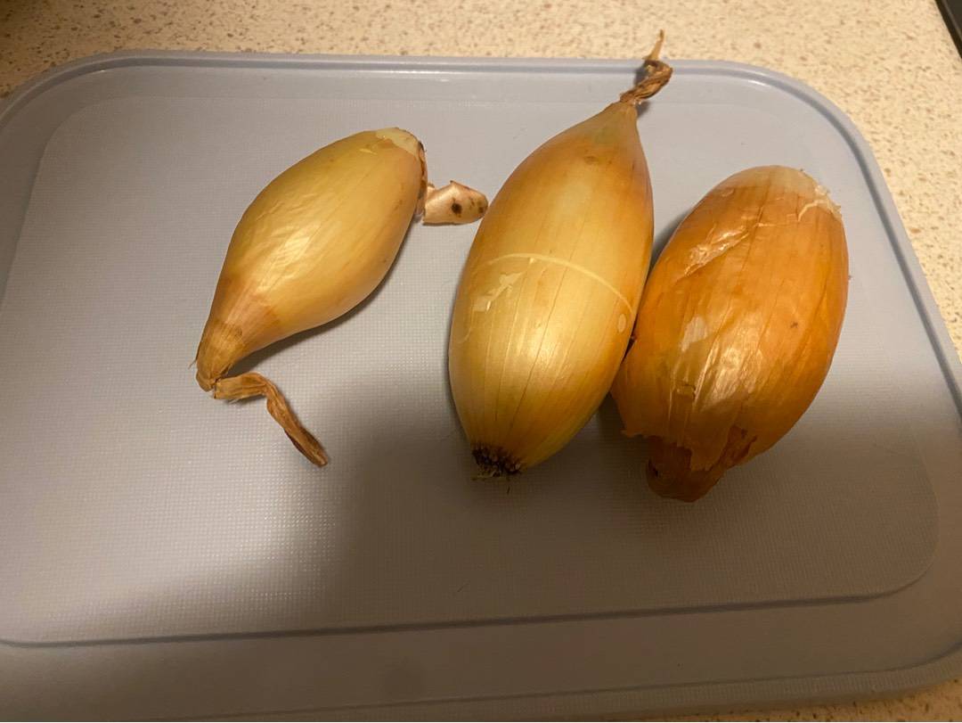 Fehérboros zöldborsó krémleves pirított Serrano sonkával Thermomixben recept – 1. lépés