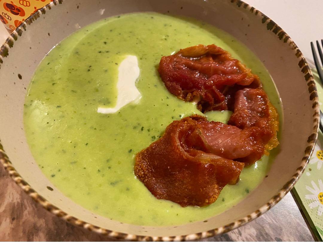 Fehérboros zöldborsó krémleves pirított Serrano sonkával Thermomixben recept – 8. lépés