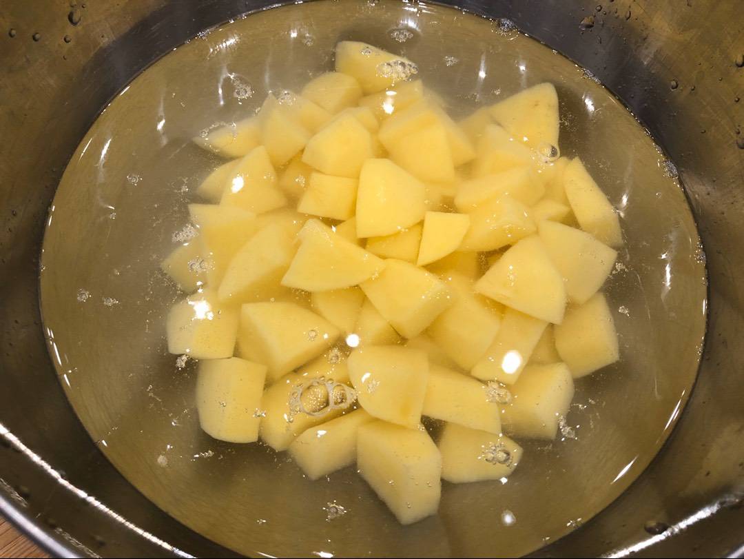 Tradicionális gulyásleves recept – 4. lépés