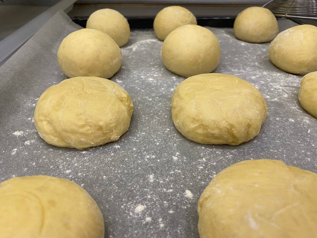 A legjobb farsangi fánk (szalagos) recept – 9. lépés
