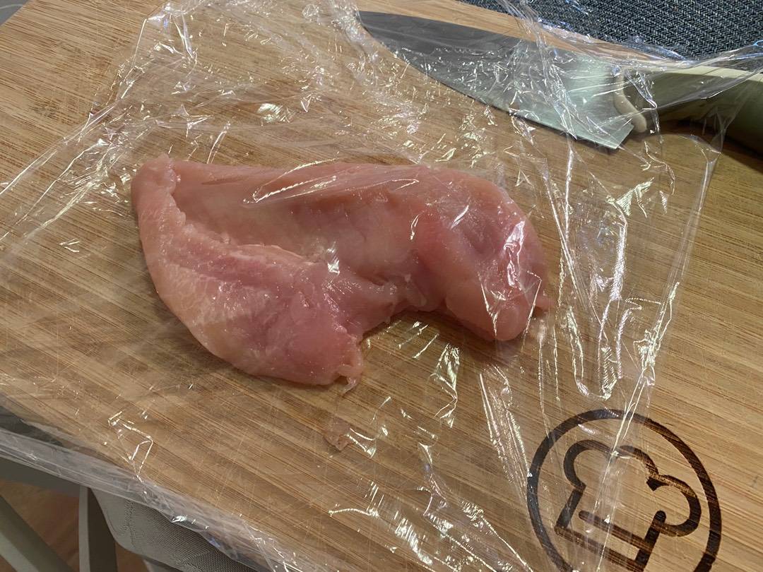 Egyszerű rántott csirkemell recept – 3. lépés