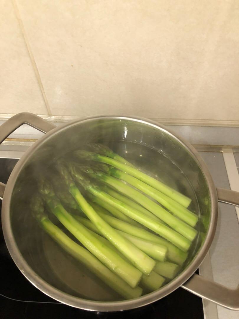Tavaszi spárgás omlett recept – 2. lépés