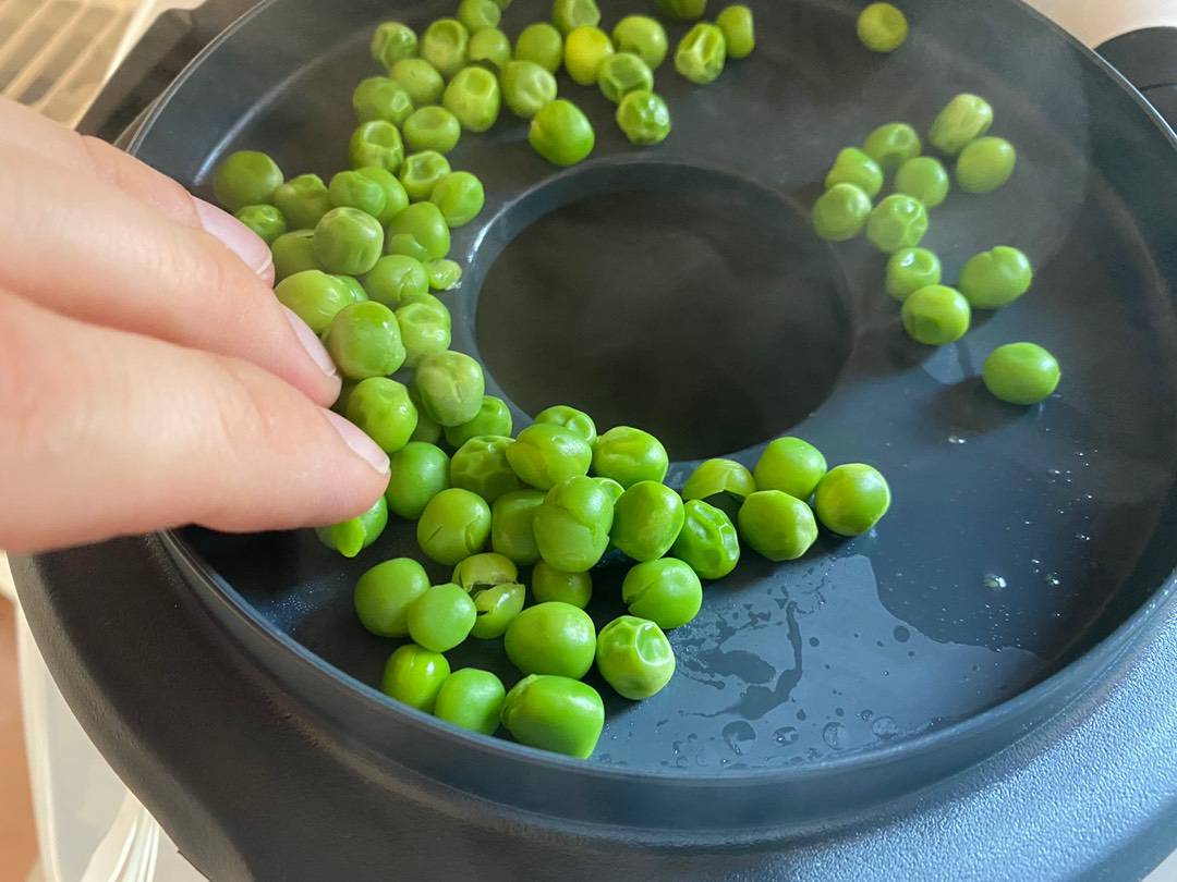 Zöldborsófözelék Thermomixben recept – 2. lépés