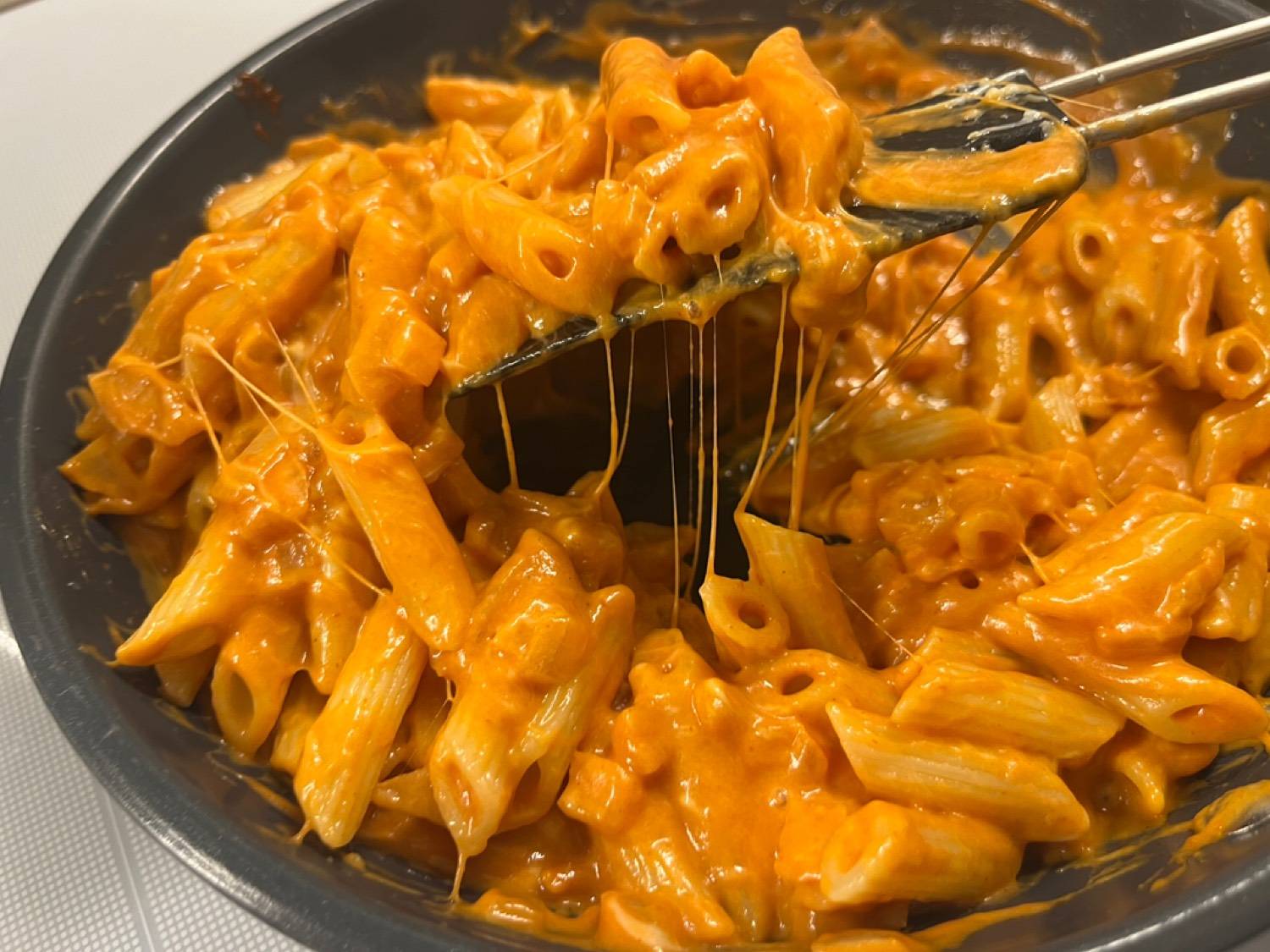 Szuper gyors sajtos-paradicsomos penne recept – 7. lépés