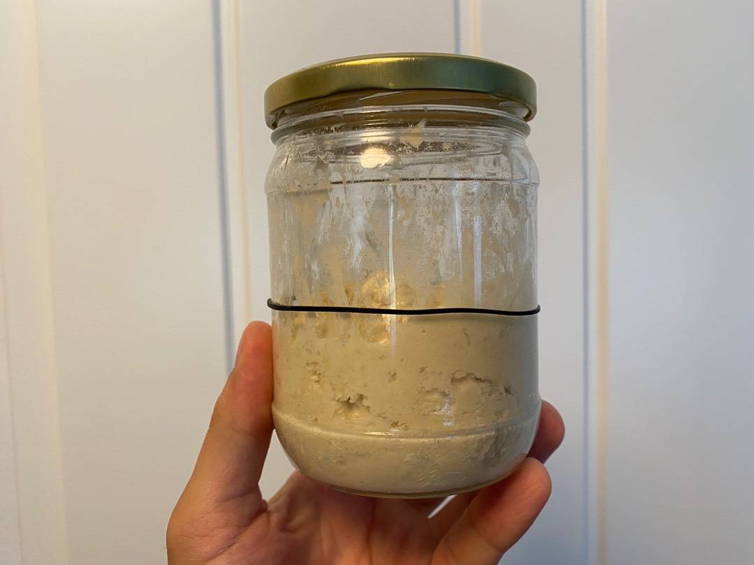 Kovászos formakenyér recept – 2. lépés