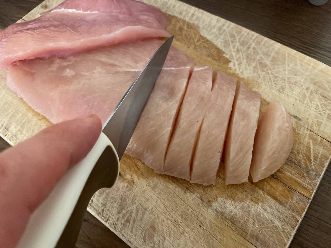 Egyszerű tejszínes-kukoricás csirkés penne recept – 2. lépés