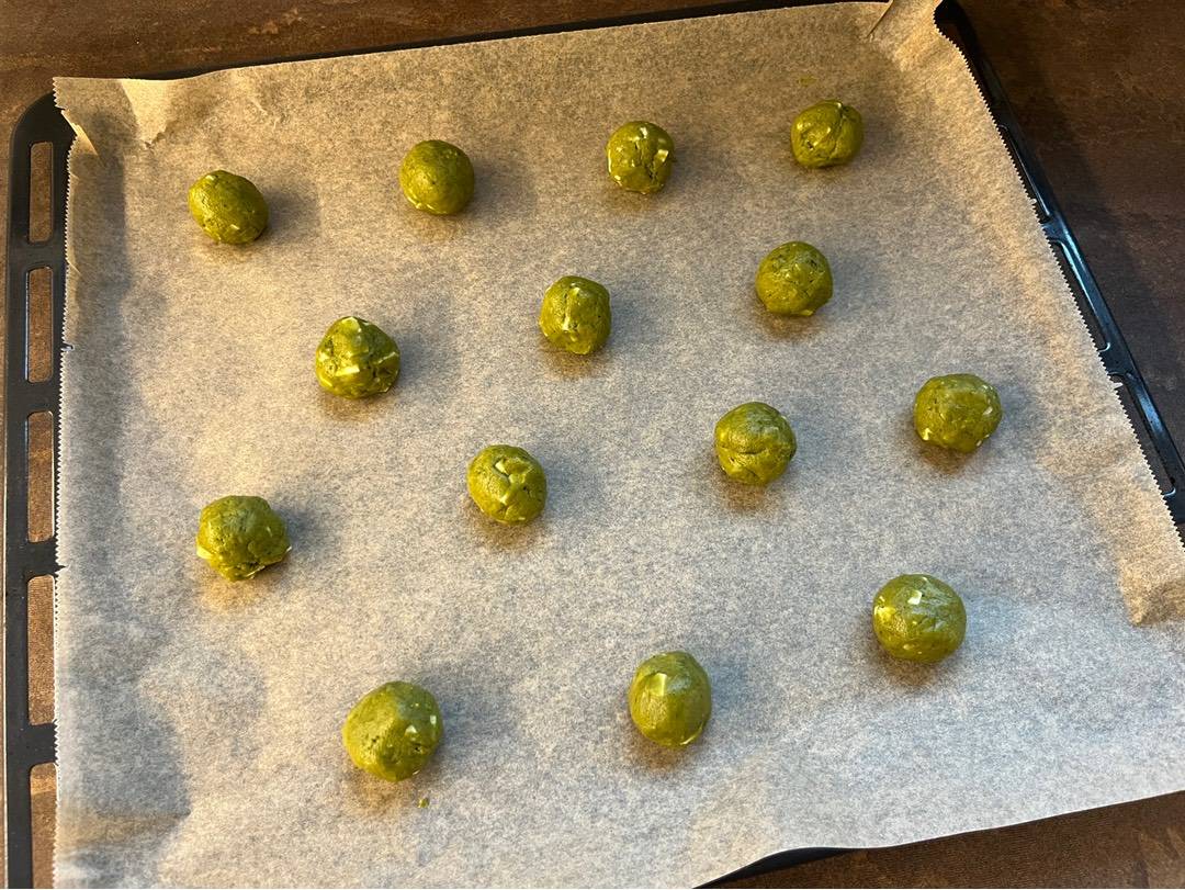 Matcha keksz fehércsokival recept – 8. lépés