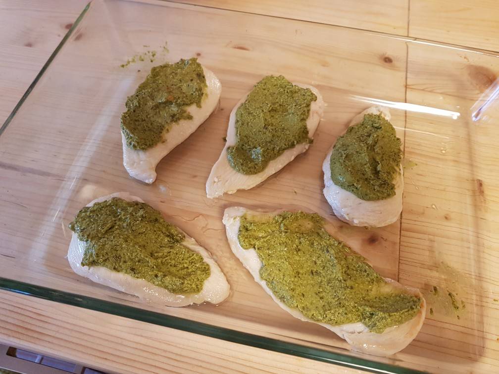 Pestós csirkemell recept – 4. lépés