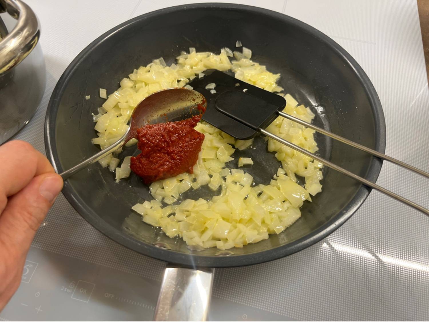 Szuper gyors sajtos-paradicsomos penne recept – 3. lépés