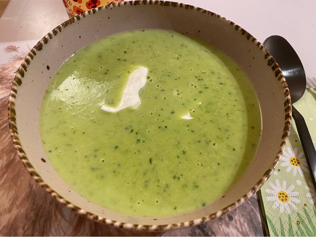 Fehérboros zöldborsó krémleves pirított Serrano sonkával Thermomixben recept – 8. lépés