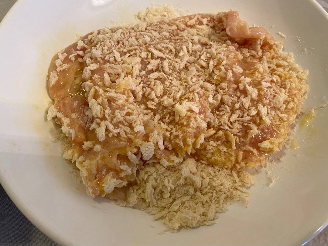 Egyszerű rántott csirkemell recept – 7. lépés