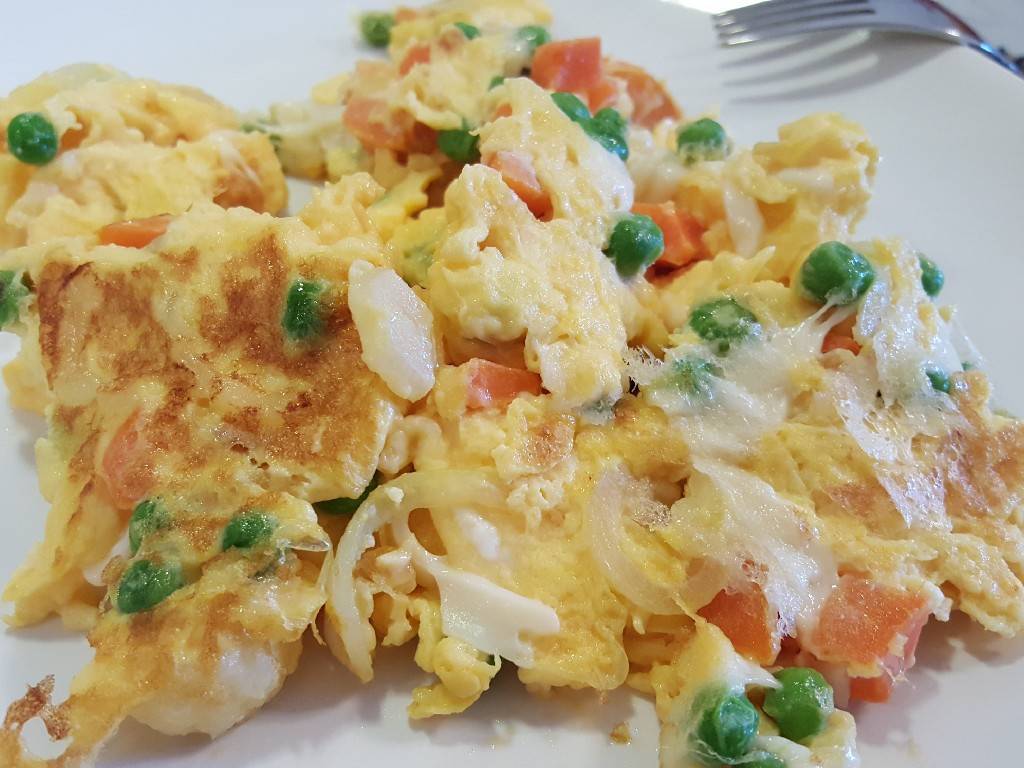 Zöldséges fogyókúrás rántotta recept – 7. lépés