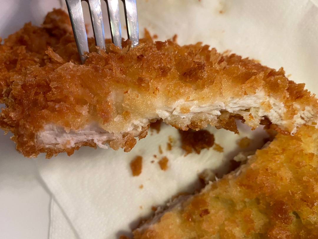 Egyszerű rántott csirkemell recept – 10. lépés