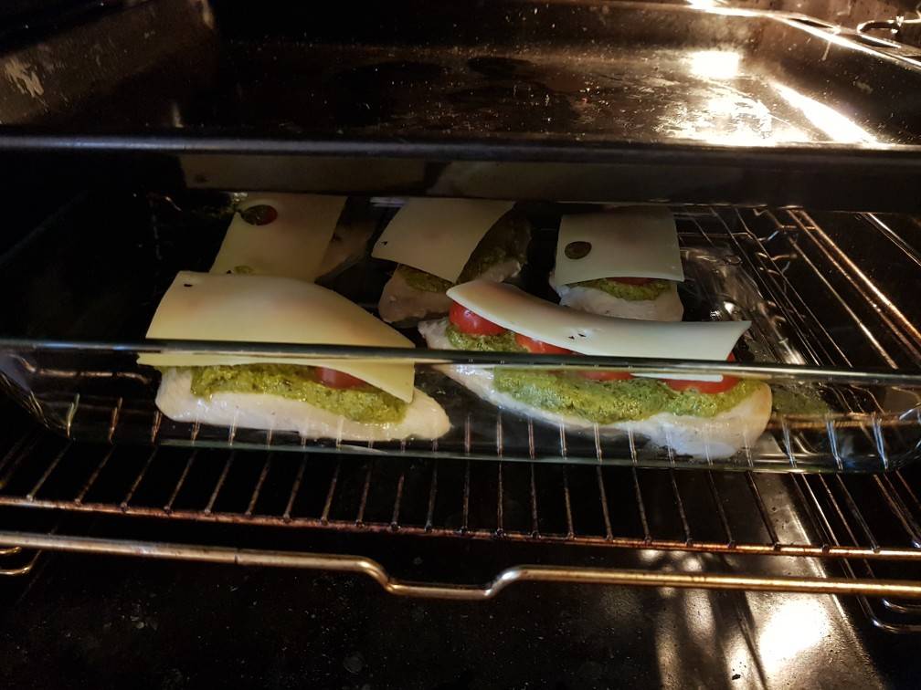 Pestós csirkemell recept – 7. lépés