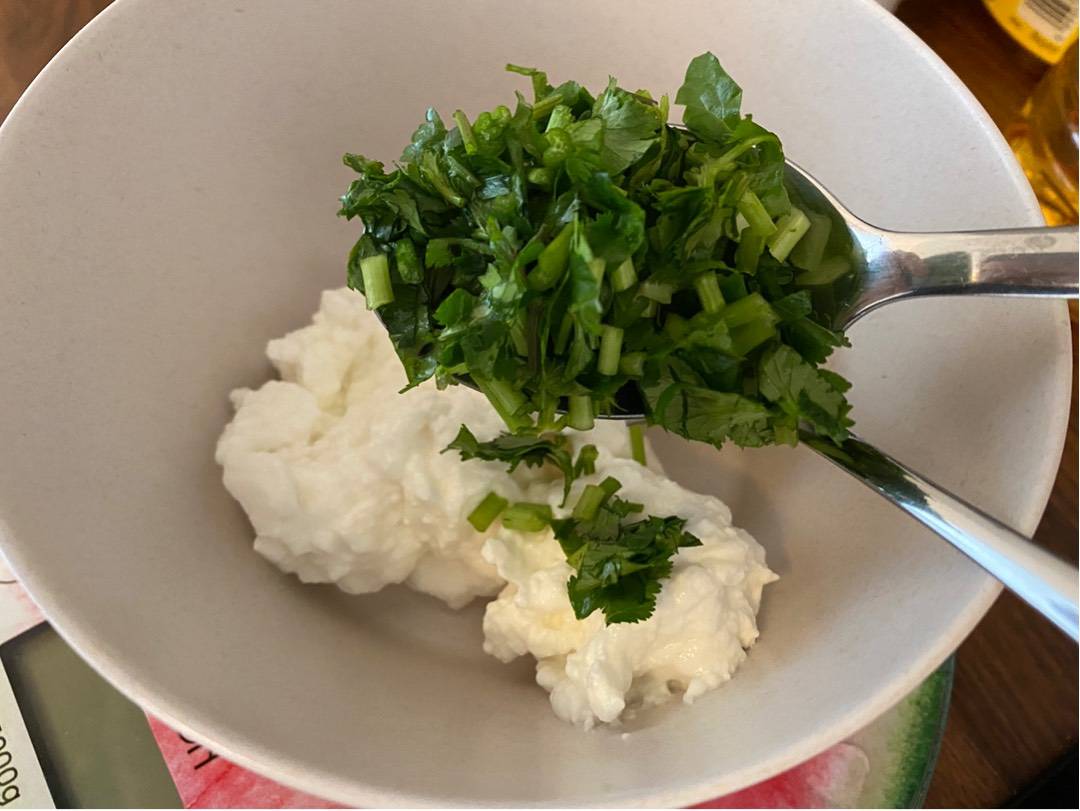 Raita (hamburger szósznak) recept – 1. lépés