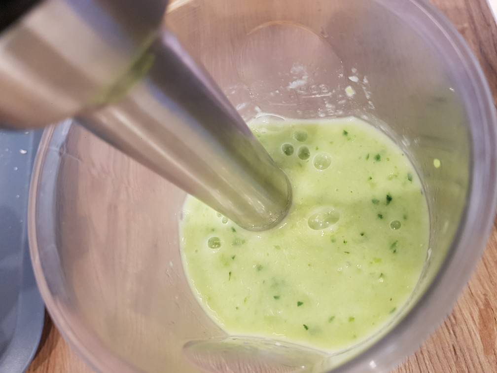 Frissítő zöld smoothie recept – 2. lépés