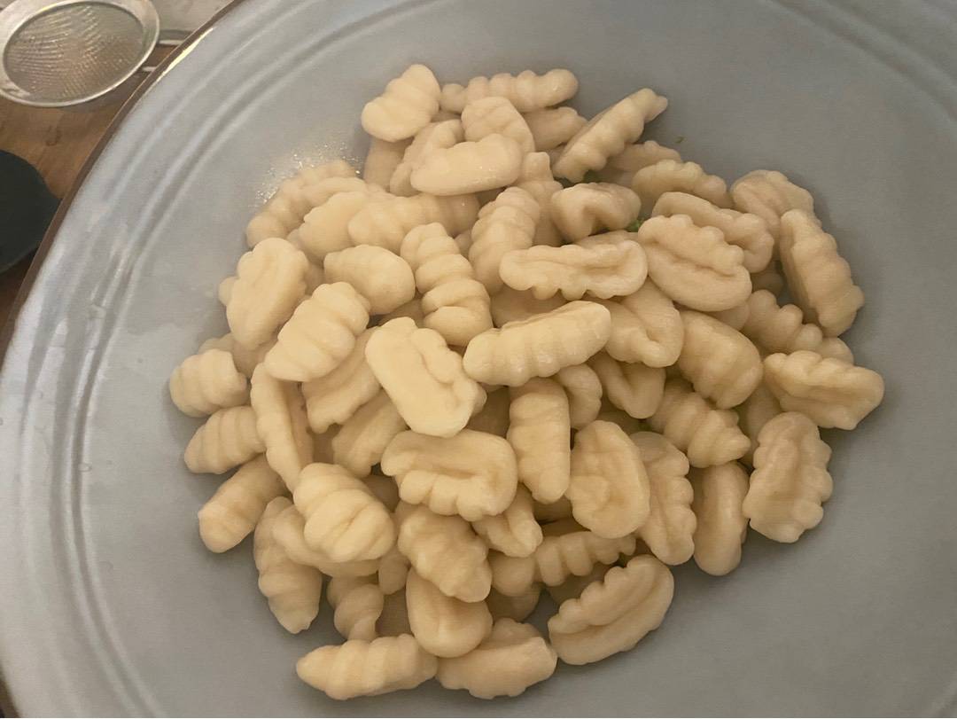 Pesztós gnocchi burgonya nélkül recept – 10. lépés