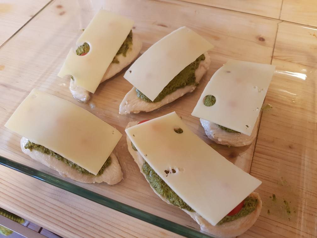 Pestós csirkemell recept – 6. lépés