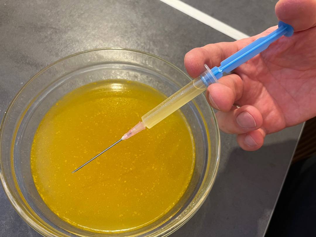 Karácsonyi egész, töltött, gesztenyés bébipulyka recept – 16. lépés