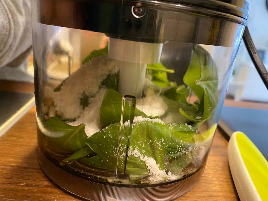 Házi pesztó recept – 3. lépés