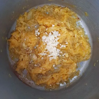 Sajtos-currys hagymaleves 🧀🧅👌 – 5. lépés