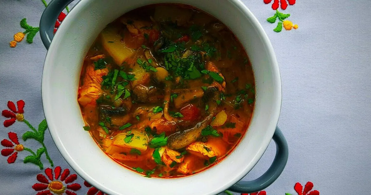 Szebeni csirkeleves 🇭🇺👌 recept fotó