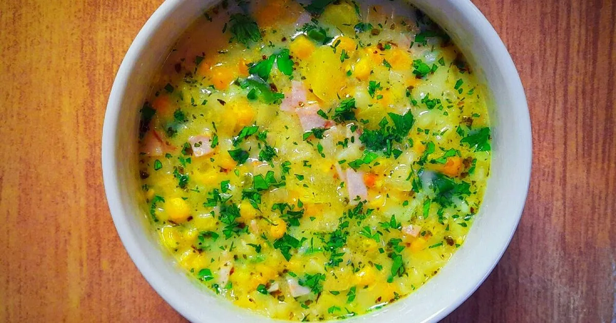 Füstölt pulykás kukoricaleves kagylótésztával🌽👌 recept fotó