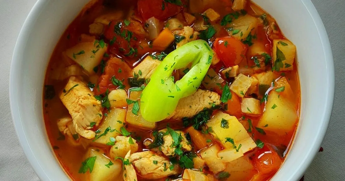Vásárhelyi csirkeleves 🇭🇺🌶👌 recept fotó