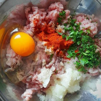 Húsgombócos tarhonyaleves alföldiesen 🇭🇺👌 – 1. lépés