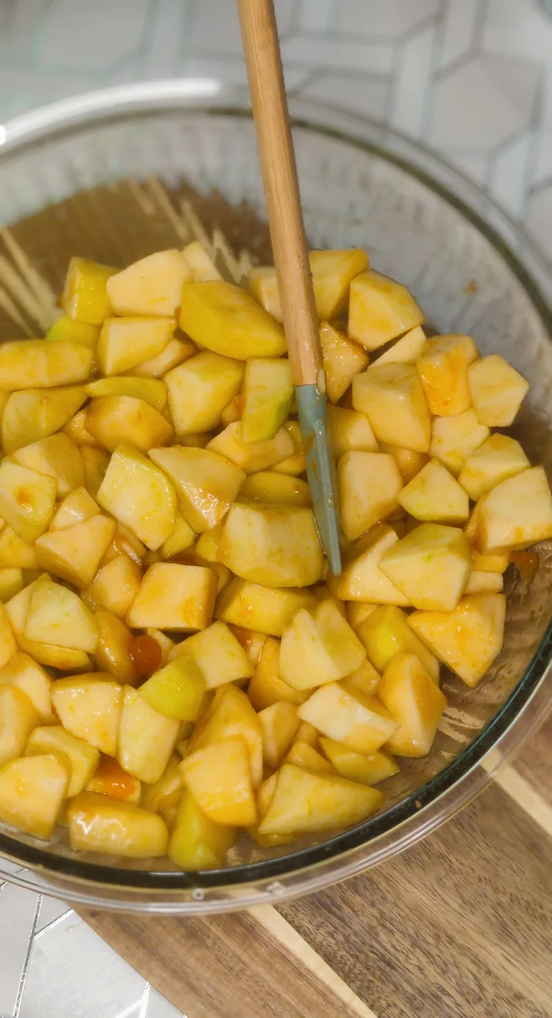 🍎 Apple Crisp – amerikai almás roppanós dióval, sós karamellfagyival – Mónika módra ❤️ – 2. lépés