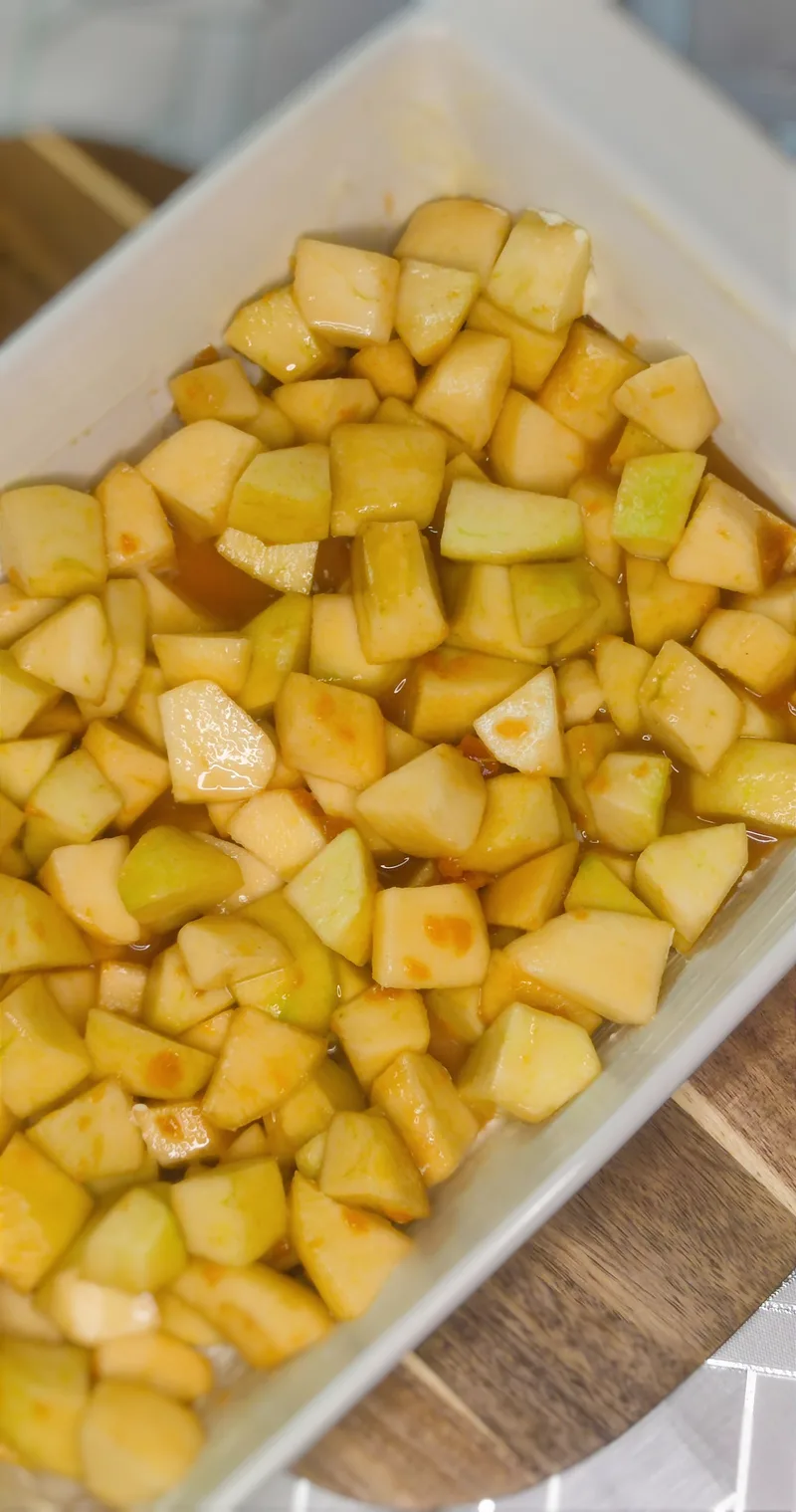 🍎 Apple Crisp – amerikai almás roppanós dióval, sós karamellfagyival – Mónika módra ❤️ – 3. lépés