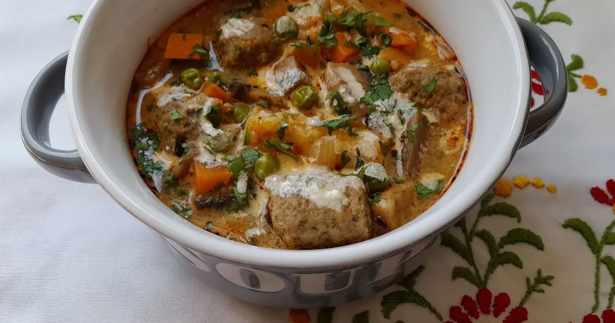 Gazdasszony levese 🇭🇺 👌 recept fotó