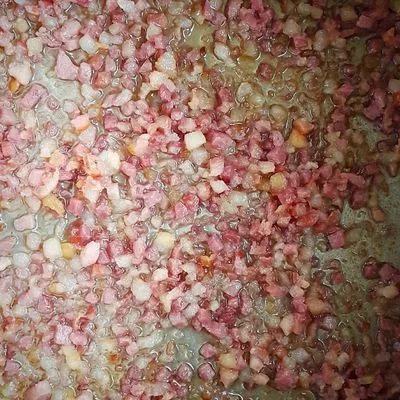 Mustáros burgonyakrémleves baconnel és pirított hagymával 👌 – 1. lépés