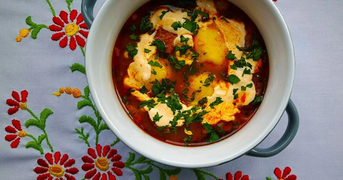 Kolbászos bableves krumpligombóccal 🇭🇺👌 recept fotó