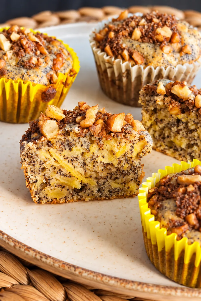 Mákos-diós muffin ropogós diótetővel – Mónika módra – 7. lépés