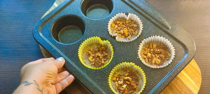 Mákos-diós muffin ropogós diótetővel – Mónika módra – 5. lépés