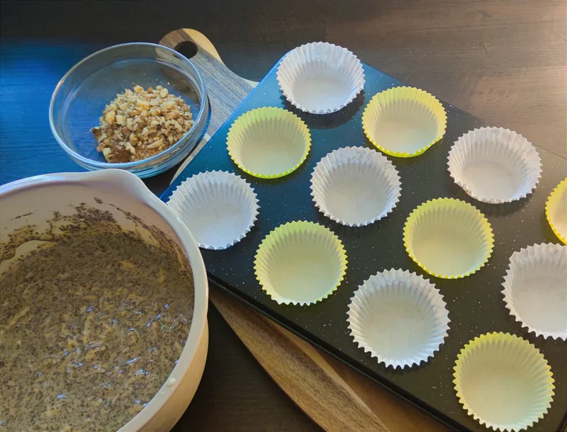 Mákos-diós muffin ropogós diótetővel – Mónika módra – 4. lépés