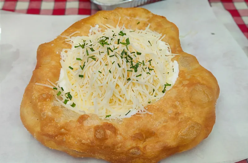 Piac-" idéző” Lángos (10 db-hoz) Mónika - módra – 9. lépés