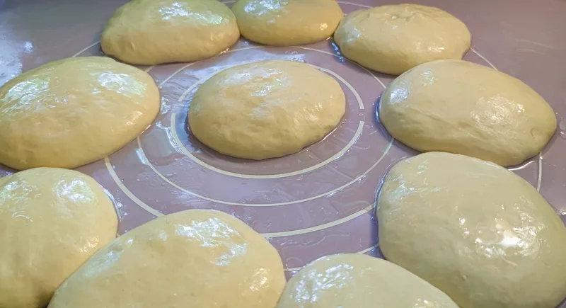 Piac-" idéző” Lángos (10 db-hoz) Mónika - módra – 6. lépés