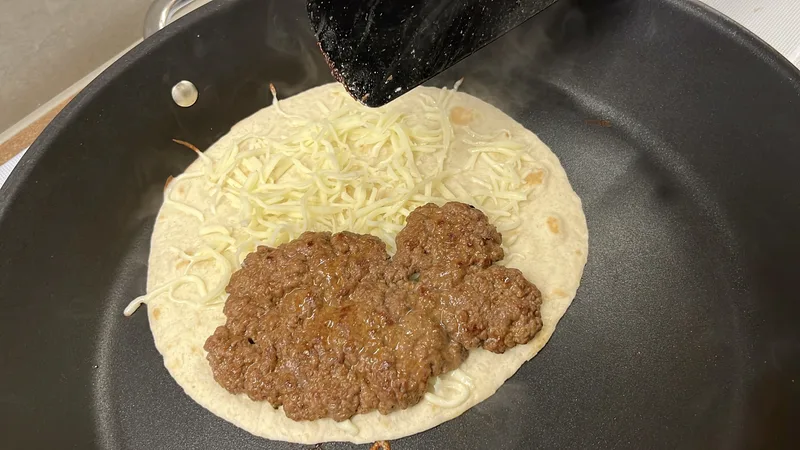 Ropogós mexikói marhaburger – 5. lépés